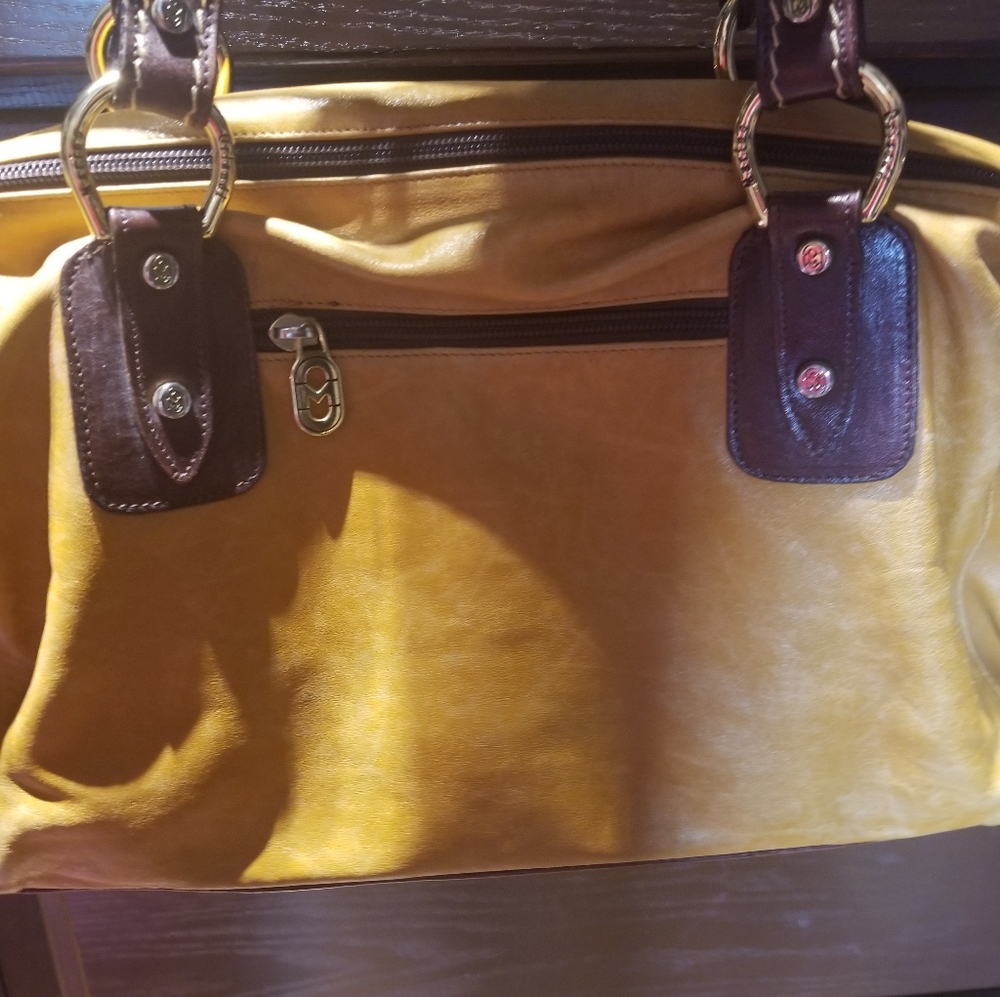 Purse - Picture 2 of 5